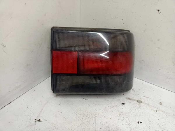 FEU ARRIERE DROIT RENAULT R19 - Vue 1